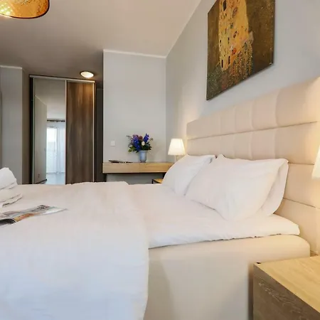 Tower 3* Wroclaw